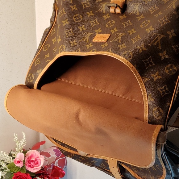 LOUIS VUITTON Malletier Monogram SAUMUR 35 dual messenger bag - Picture 8 of 16